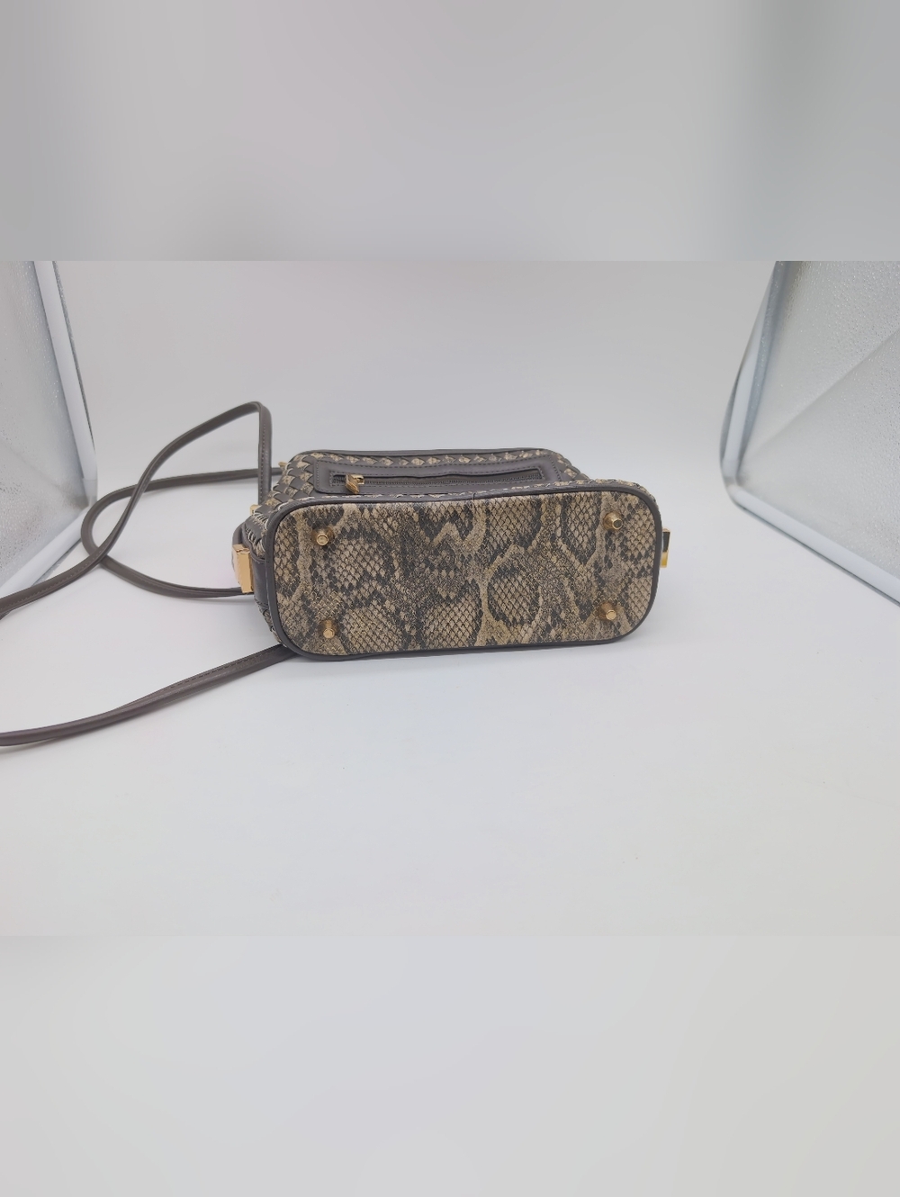 Samoe Rattlesnake Convertible Strap Women's Black Woven Bag Purse - Picture 5 of 11